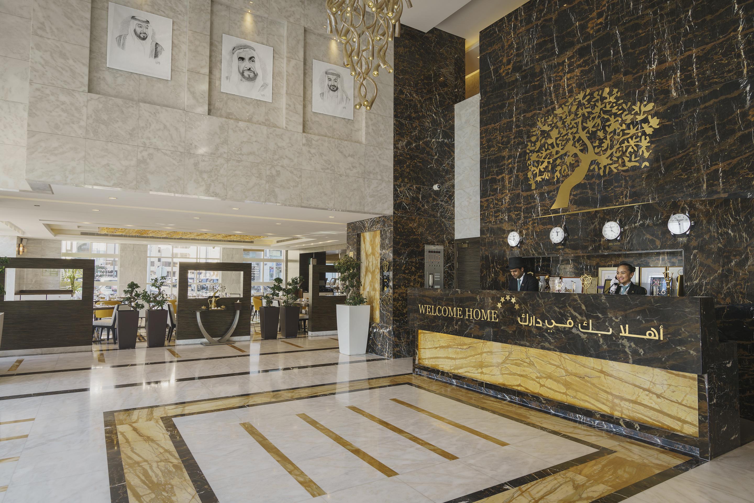 Jannah Burj Al Sarab Hotel Abu Dhabi Exterior photo