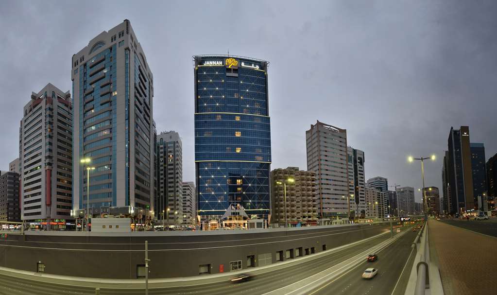 Jannah Burj Al Sarab Hotel Abu Dhabi Exterior photo